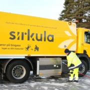 Bil som kjører på biogass fra Mjøsanlegget - fordeler med biogass